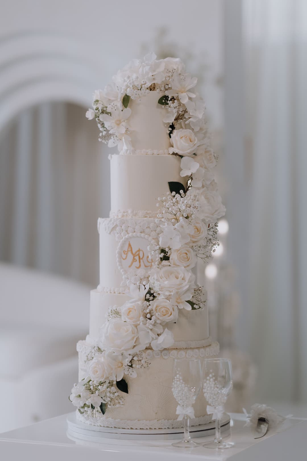 Fairy Tale Cake with Pearls and Flowers