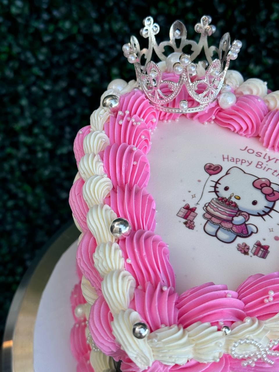 Hello kitty cake 3